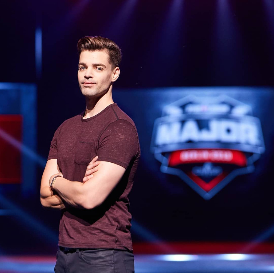 Daniel Kapadia on stage at a sold-out Counter-Strike Major